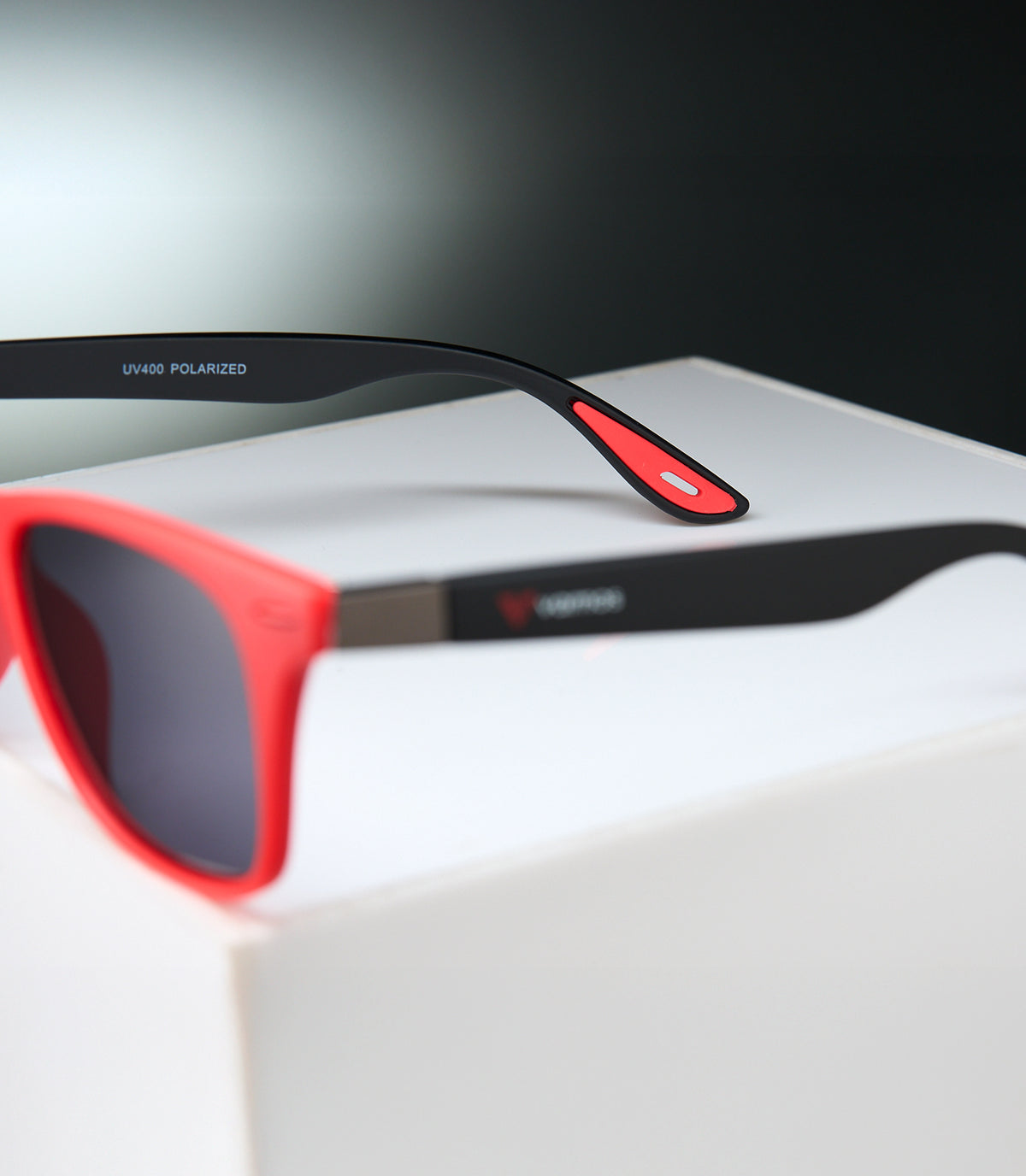 BONDI RED BLACK FRAME - GRAY LENS SPEX