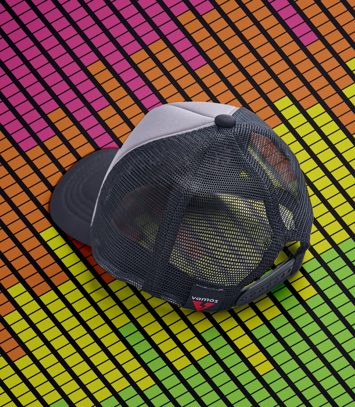 EARGASM (BLACK/GRAY) BNO TRUCKER CAP