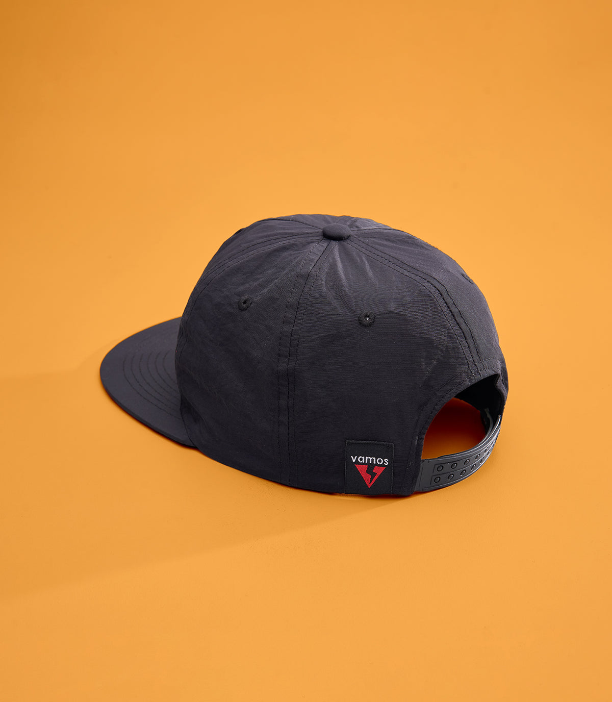FLUJO (BLACK) POLY CAP