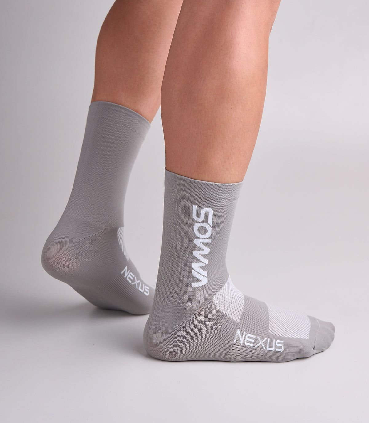 FUTURO (DARK GRAY) NEXUS SOCKS