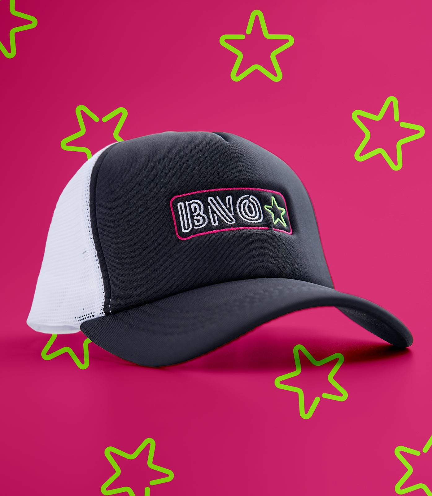 HOT SEAT (BLACK/WHITE) BNO TRUCKER CAP