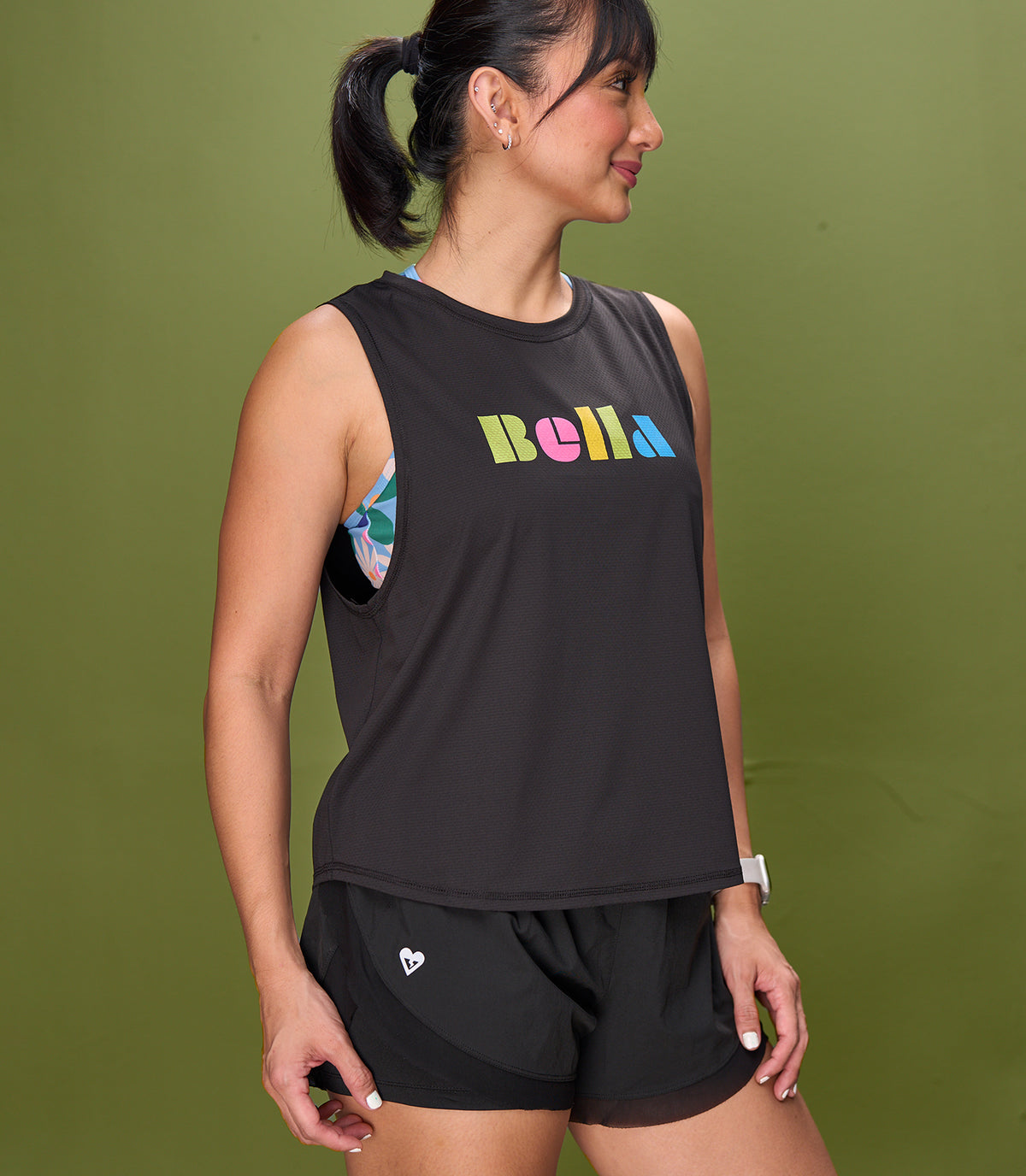 MARA (BLACK BELLA MUSCLE TEE)