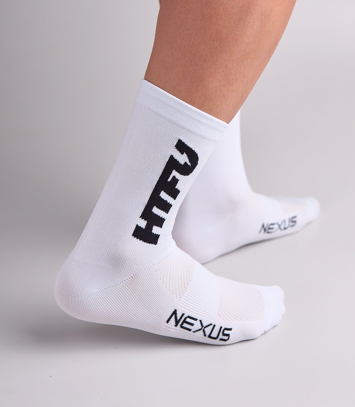THUNDER (WHITE) NEXUS SOCKS