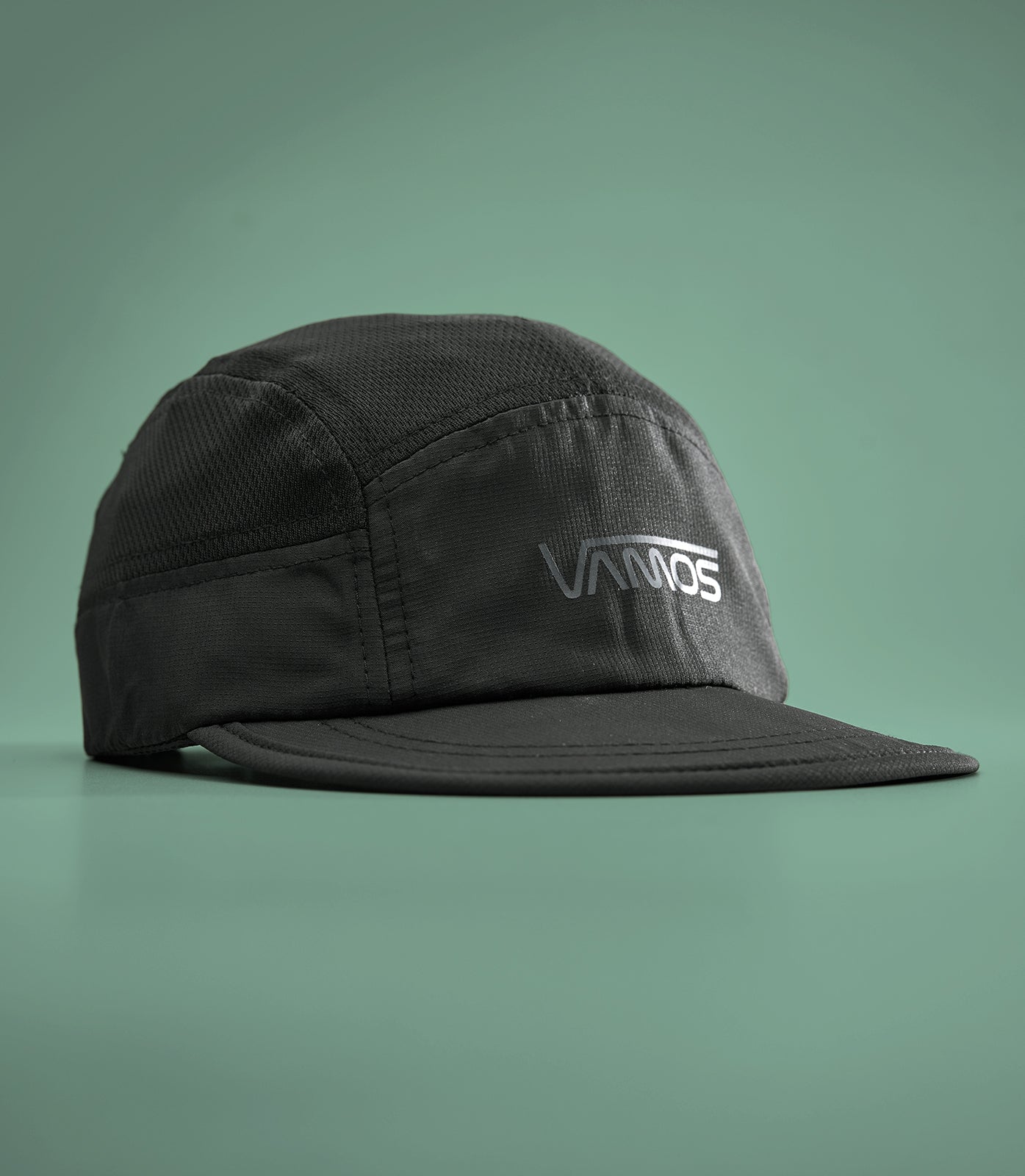 YIANNIS (BLACK) FEATHR CAP