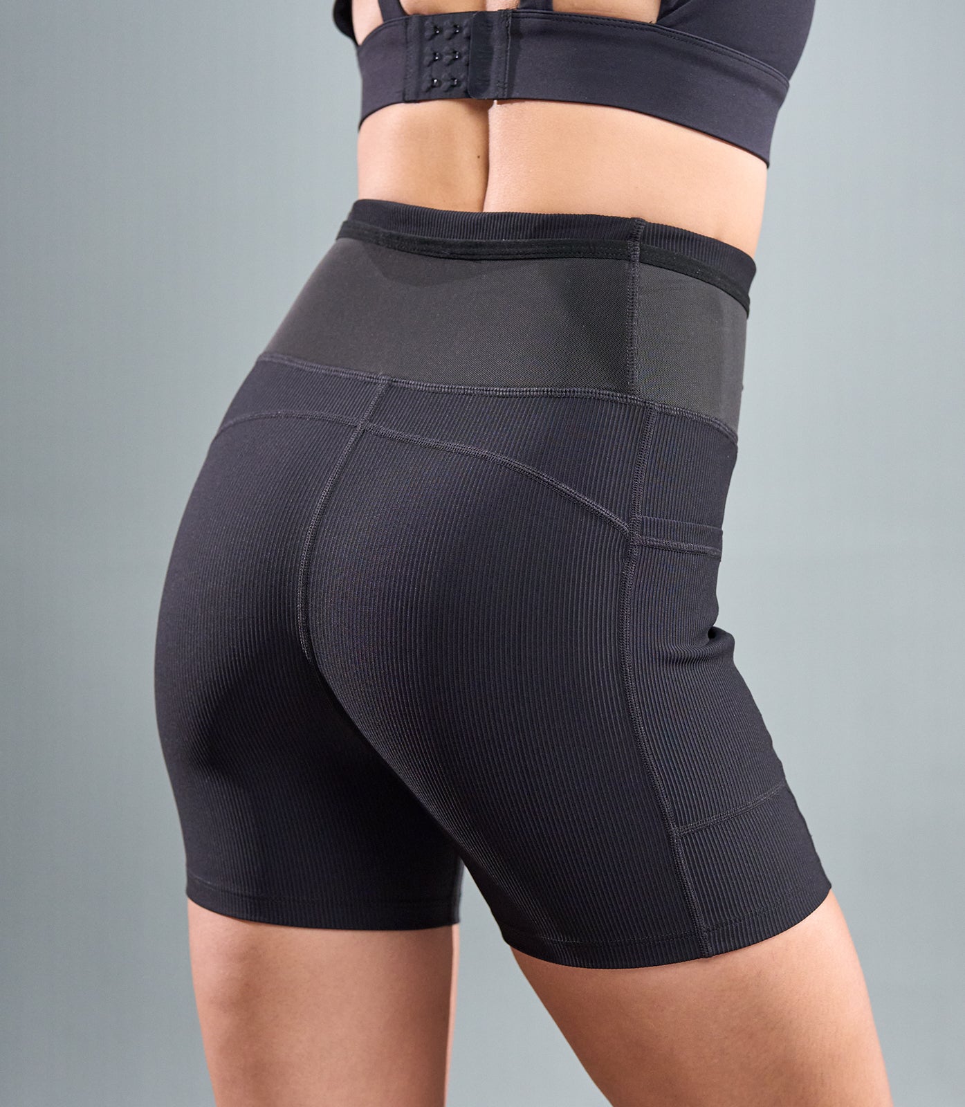 BELLA ENDURANCE SHORTS (BLACK)