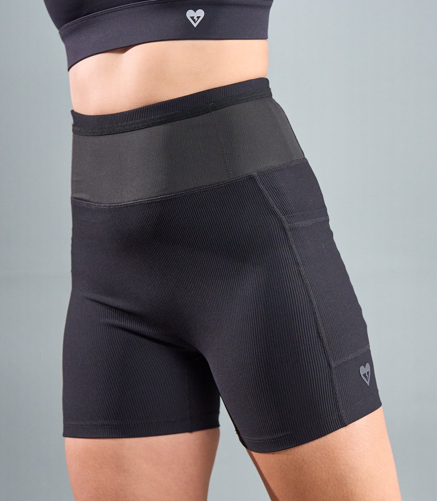 BELLA ENDURANCE SHORTS (BLACK)