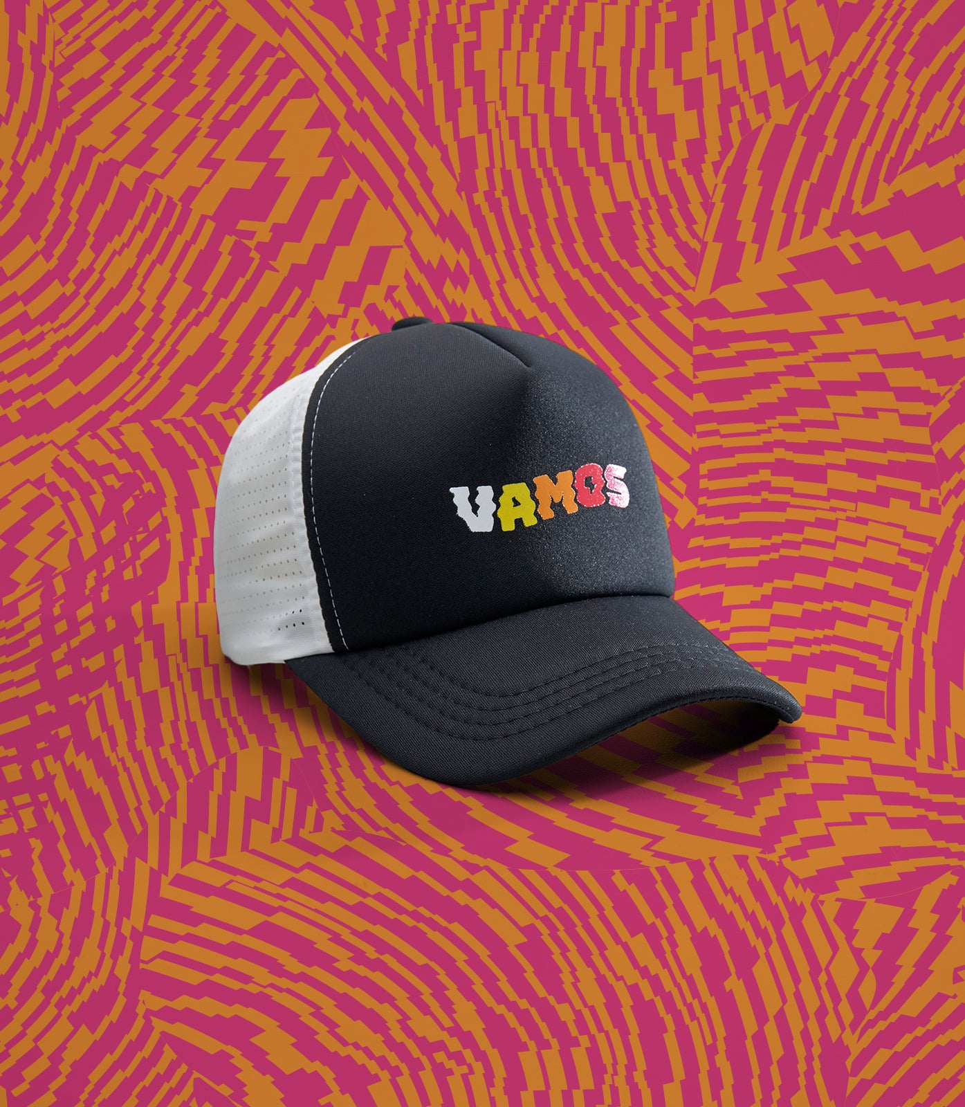 CLOUDE PERF+ VAMOS TRUCKER CAP (BLACK/WHITE)
