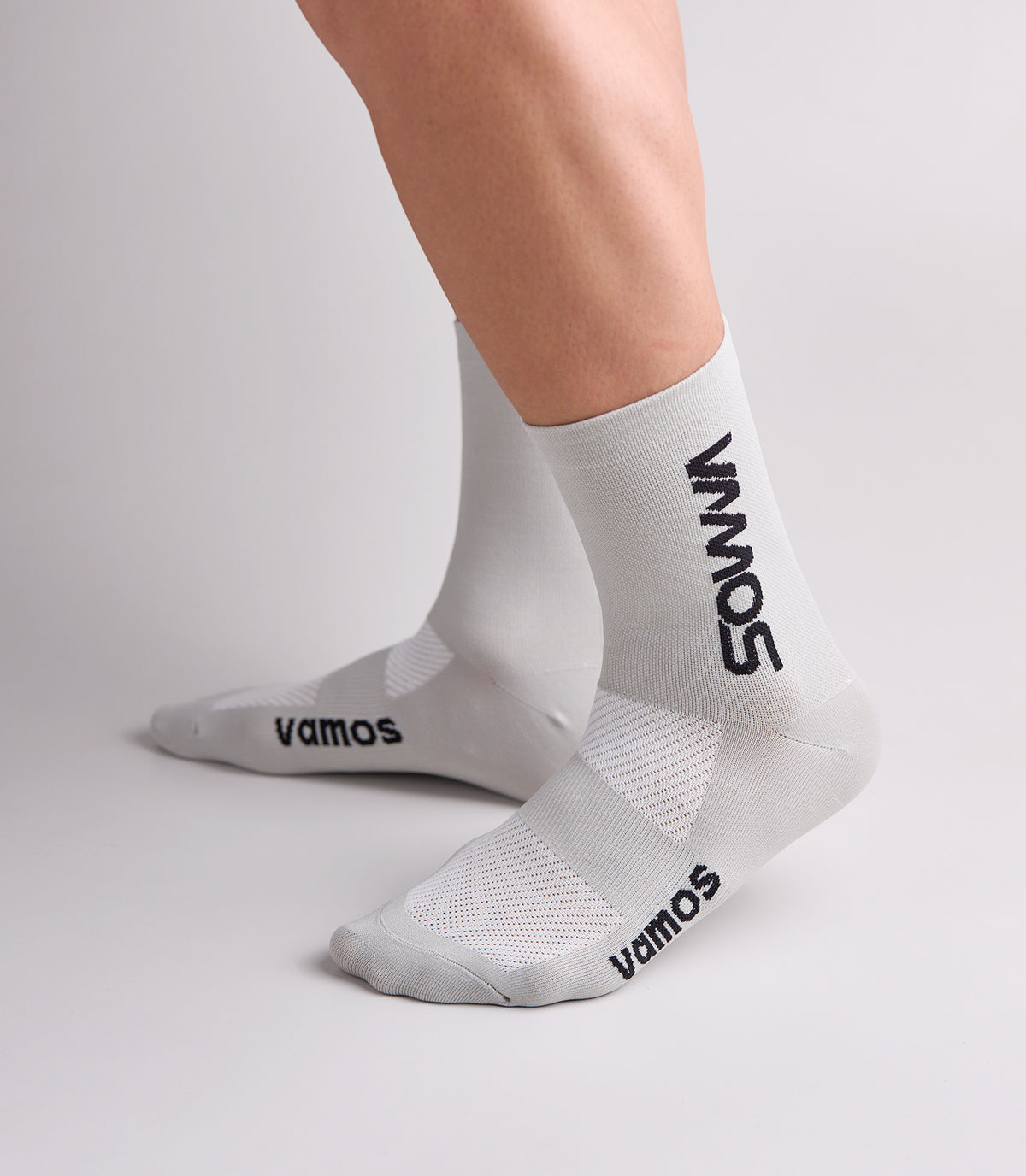 FUTURO (LIGHT GREY) NEXUS SOCKS