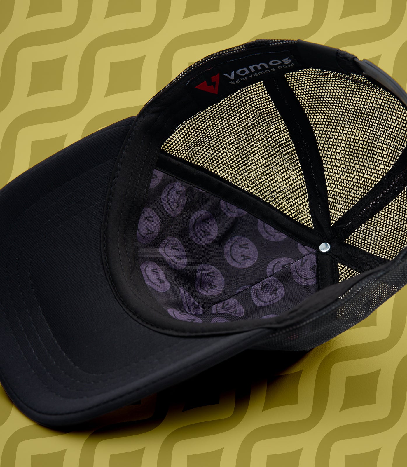 GRND (BLACK) VAMOS TRUCKER CAP