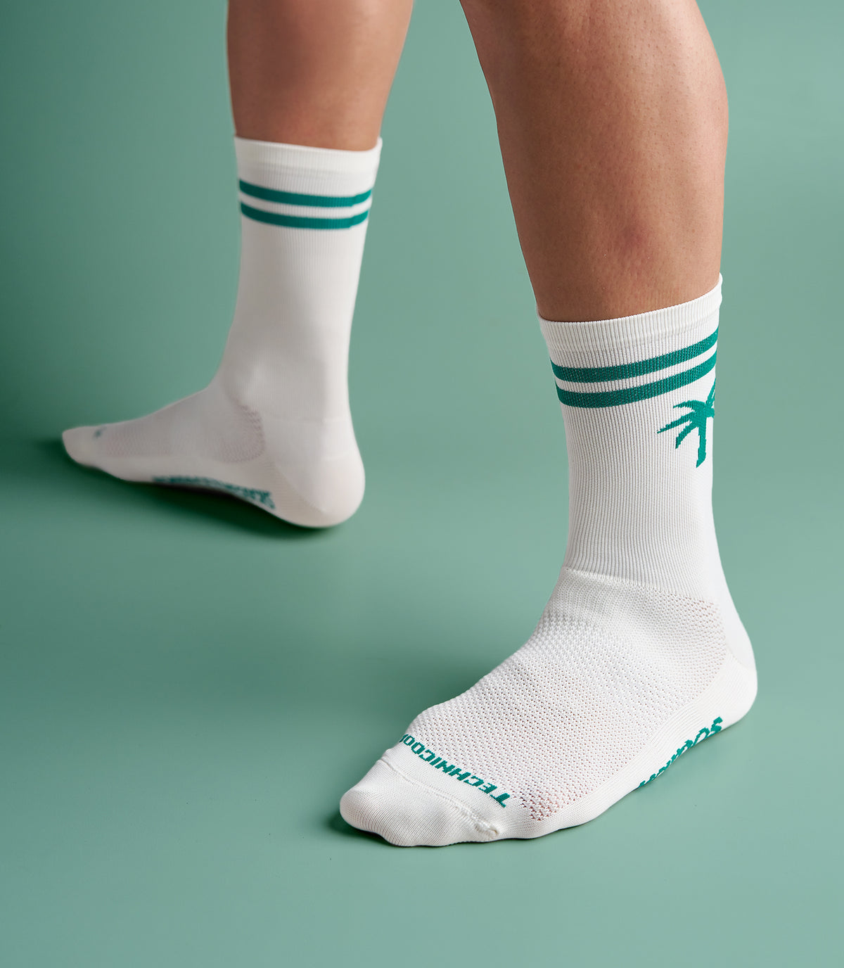 GLADE (WHITE) SOCKS