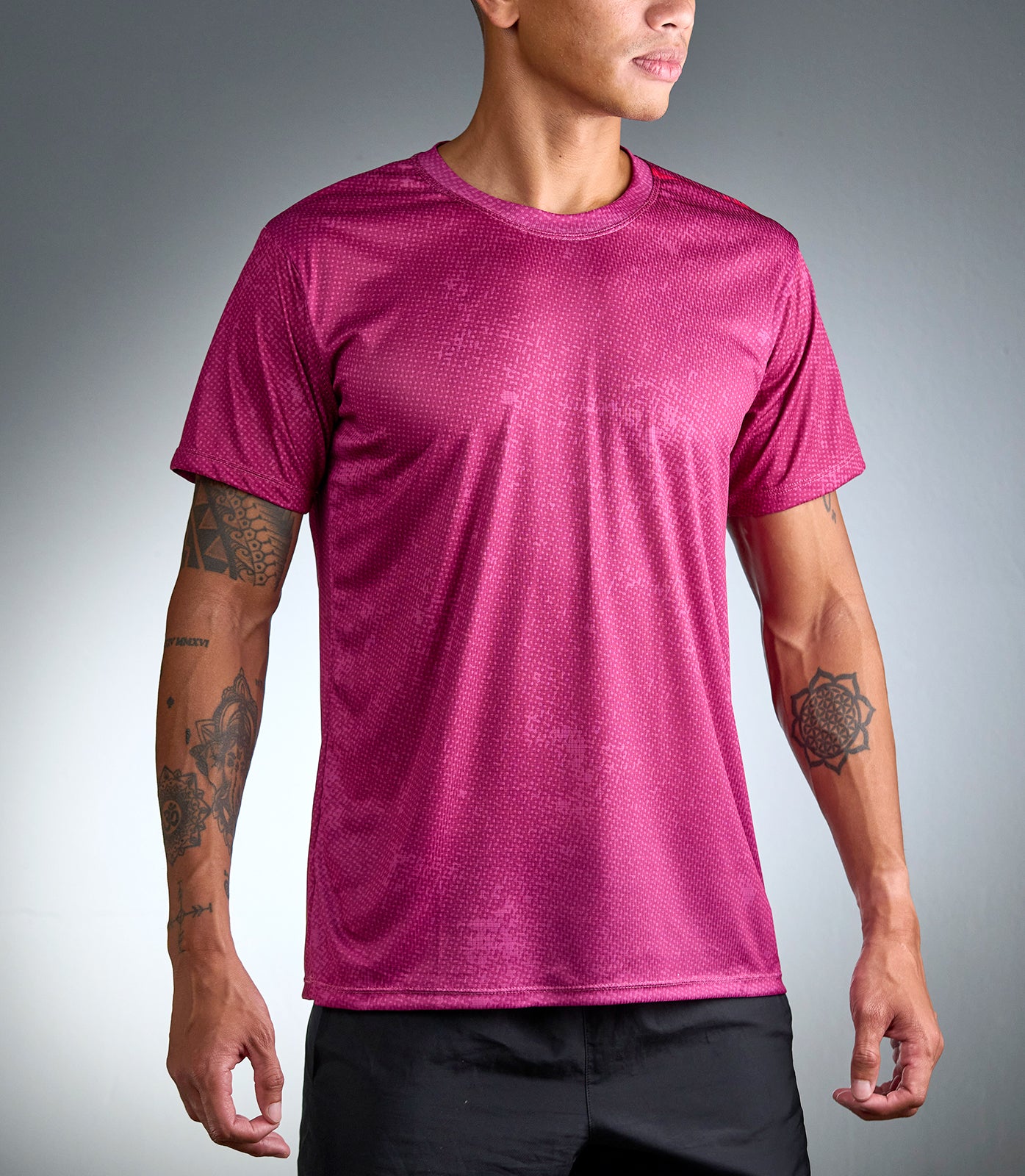 MERCURE VENGA TEE (MAGENTA)