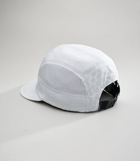 PAULA (WHITE) FEATHR CAP
