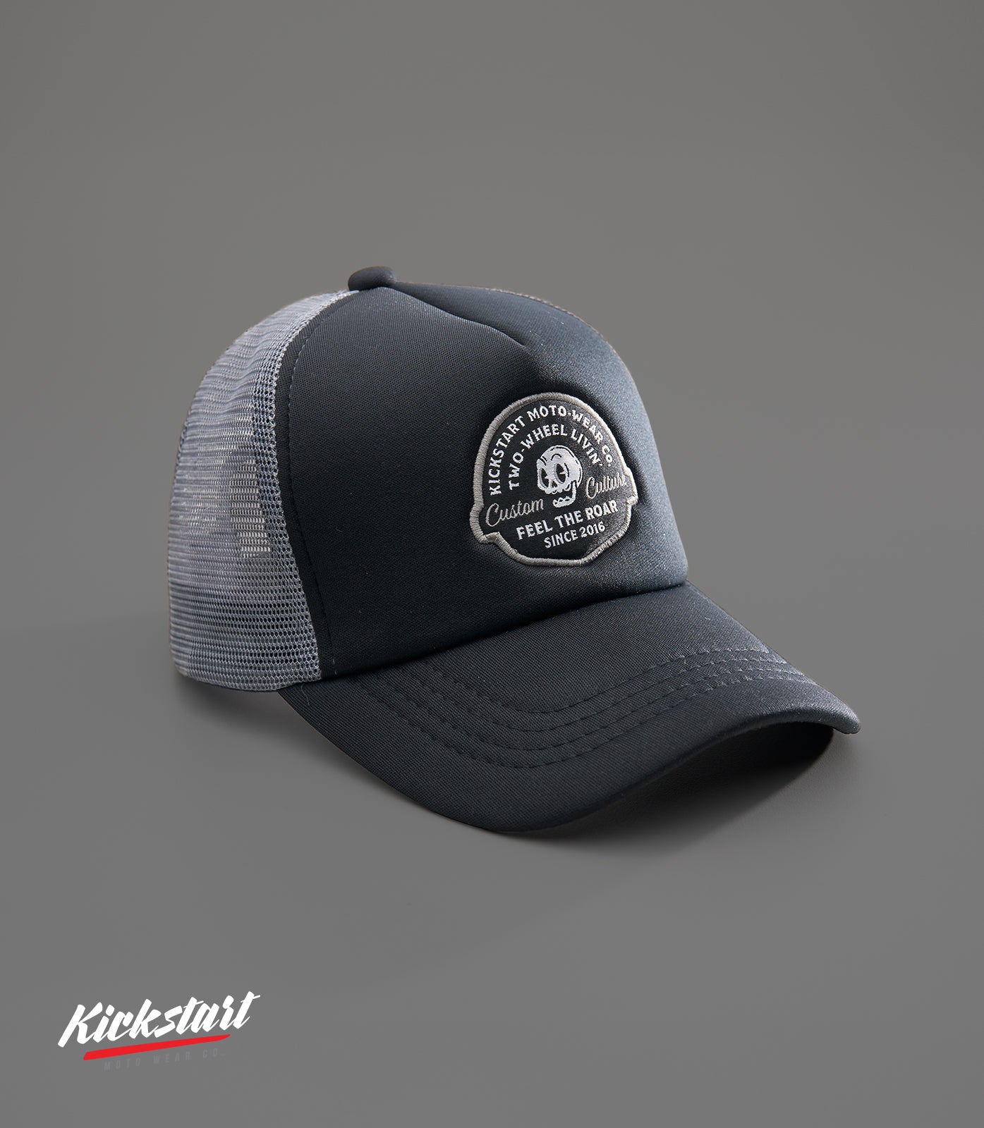 THROTTLE (BLACK/GRAY) TRUCKER CAP