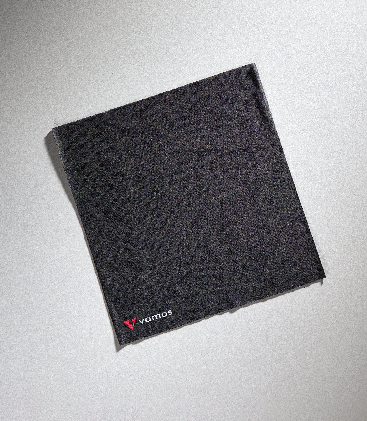 TREK (BLACK) VAMOS HS