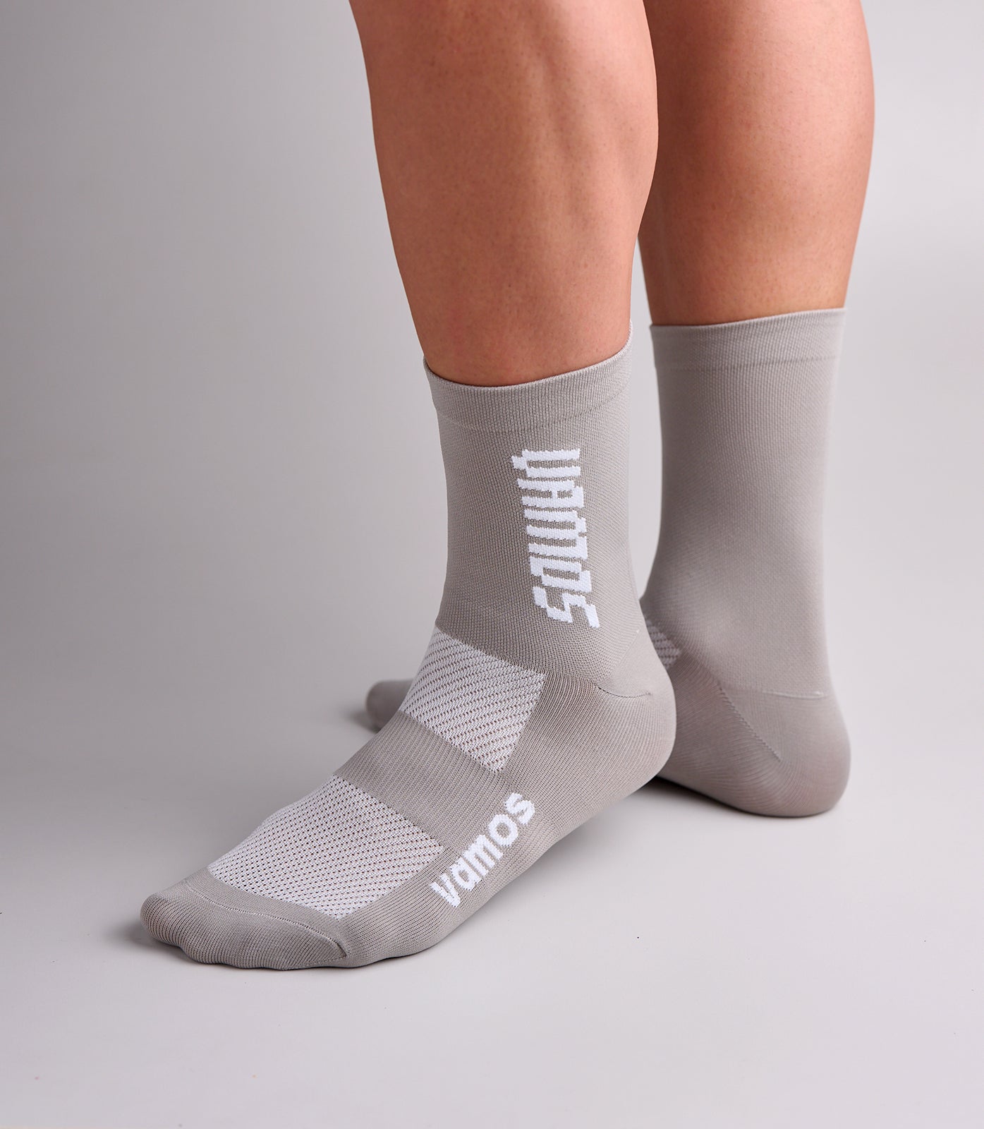 VELOCITY (DARK GRAY) NEXUS SOCKS