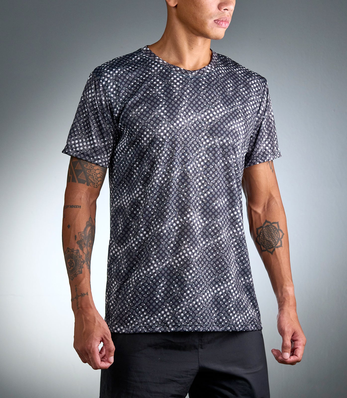 VOLAR VENGA TEE (BLACK)